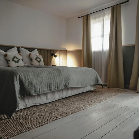 Kastanienhof Pfettrach Hotel อัลท์ดอร์ฟ ภายนอก รูปภาพ